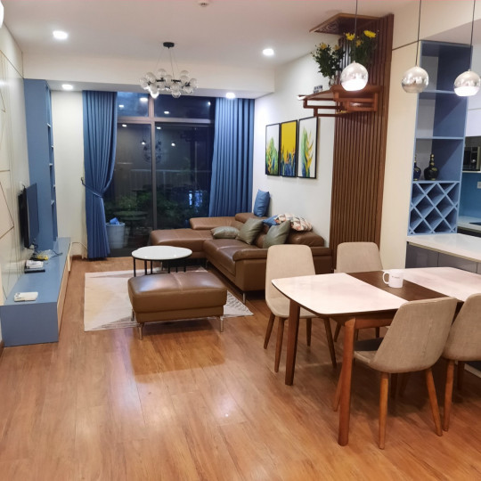 Bán Gấp Căn Hộ 2PN Hướng Mát Tại Dự Án Discovery Complex Để Lại Full Nội Thất Như Hình
